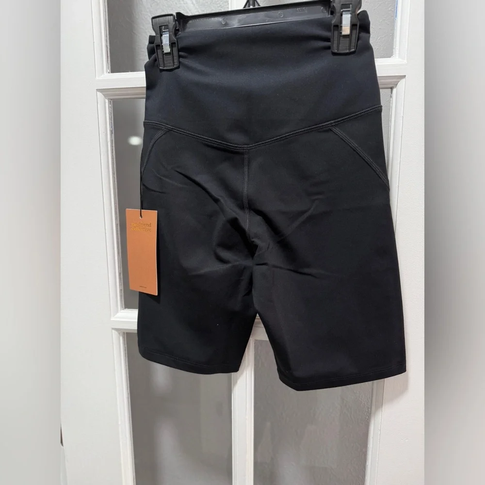 NWT GIRLFRIEND COLLECTIVE Black High-Rise Bike Short - Picture 6 of 10
